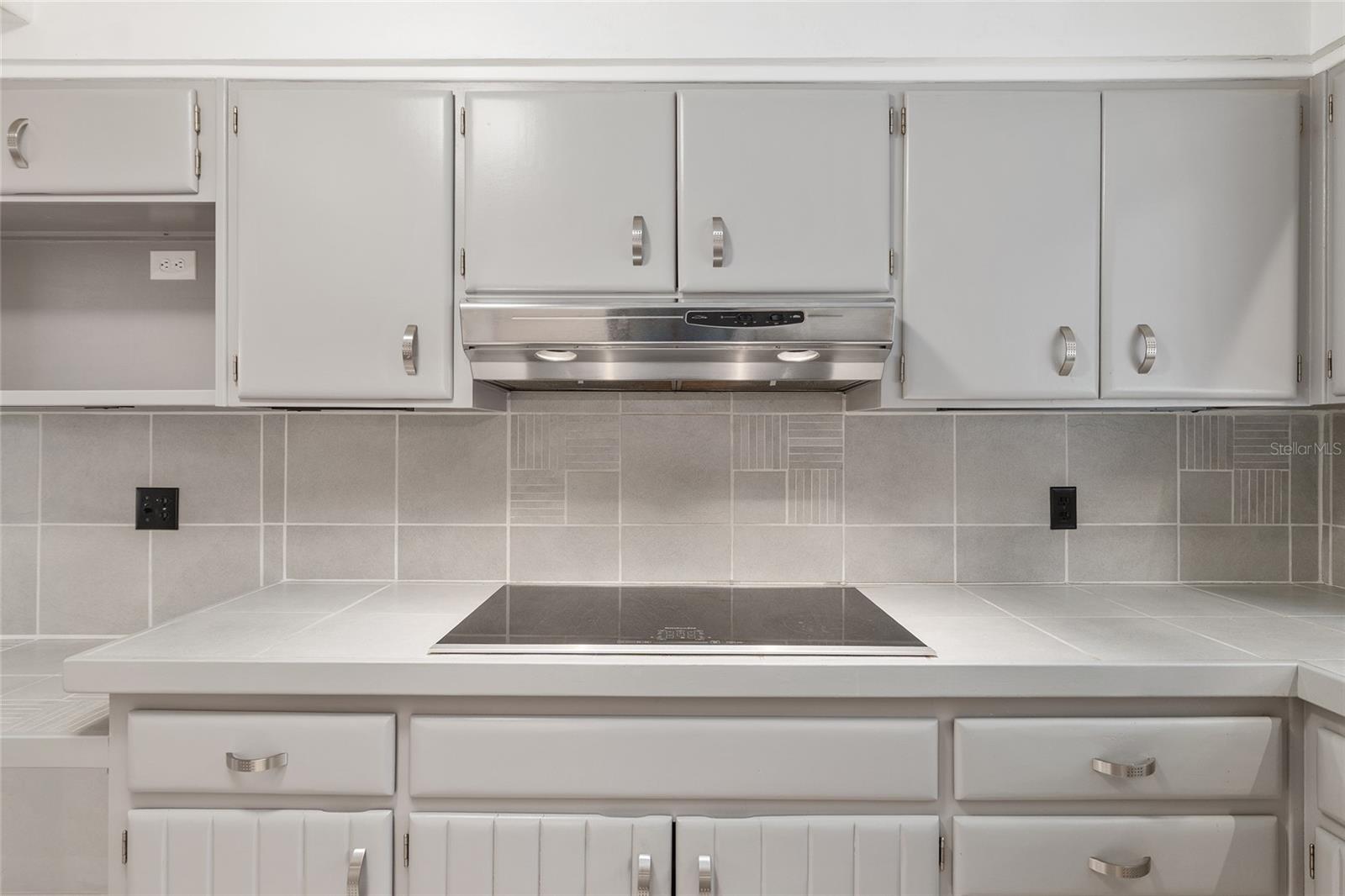 IDYLWILD SOUTH-ADDITION -SERENOLA - Residential