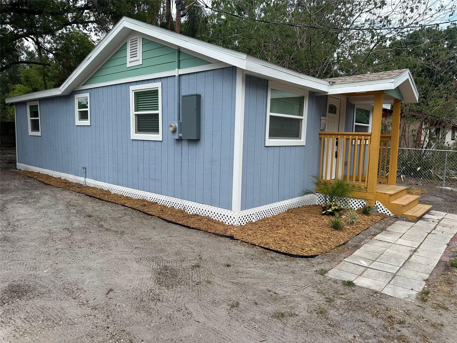 2217 AZALEA COURT