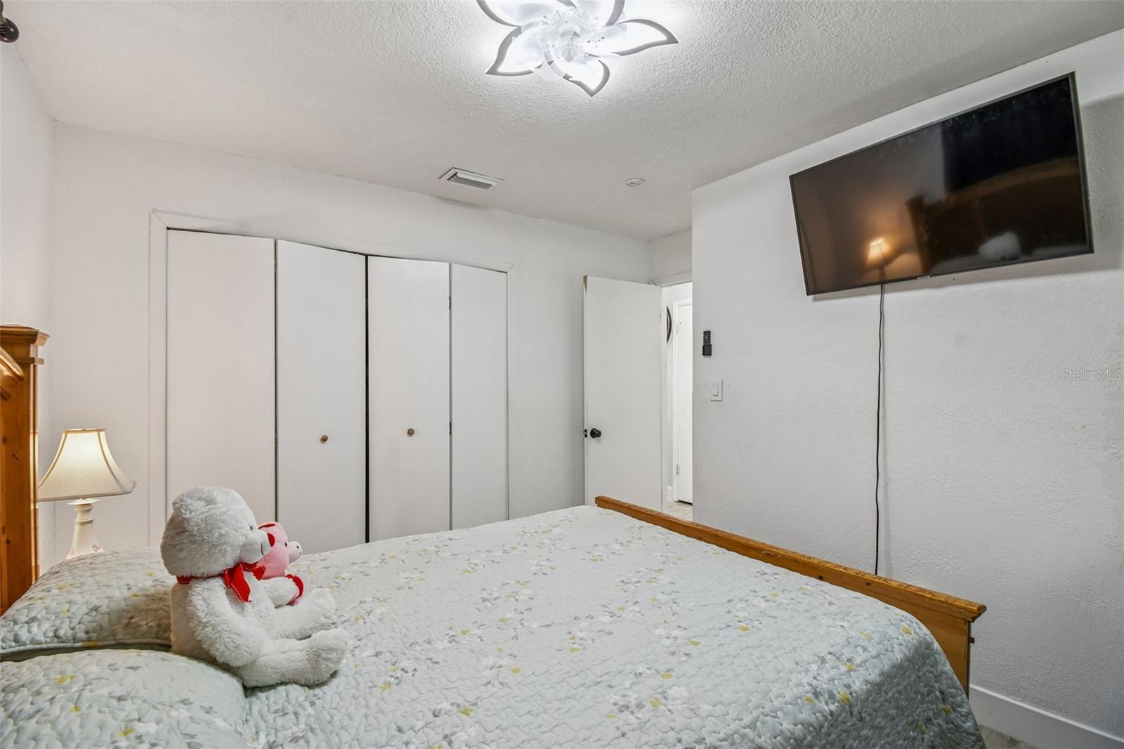 ROLLING OAKS - Residential