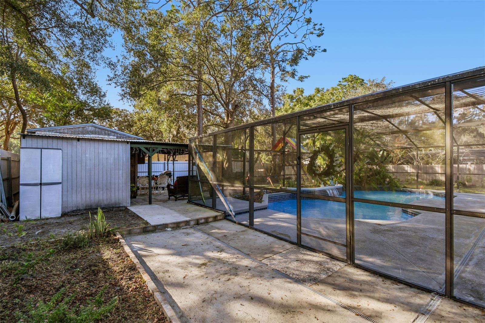 ROLLING OAKS - Residential