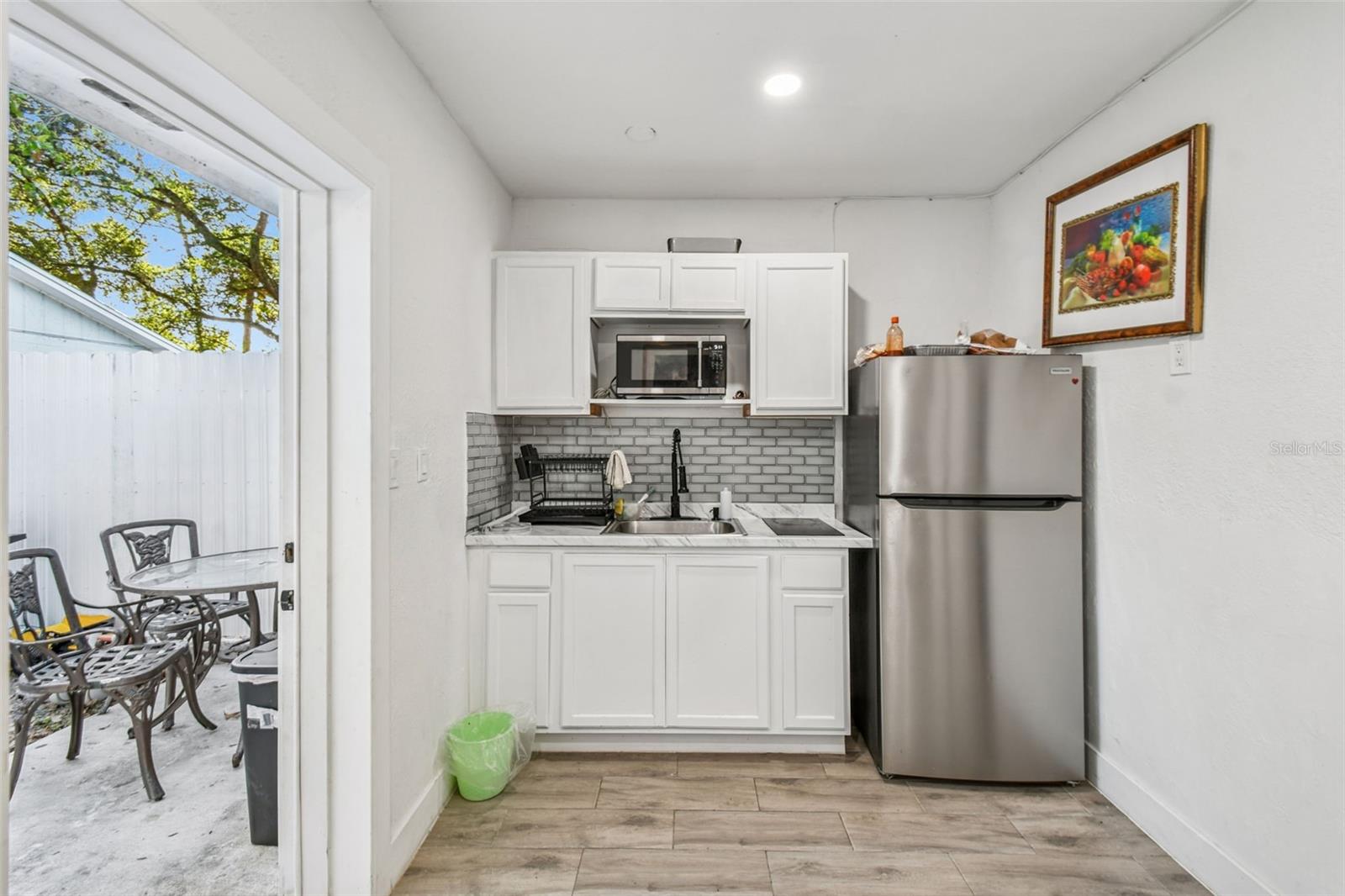 ROLLING OAKS - Residential