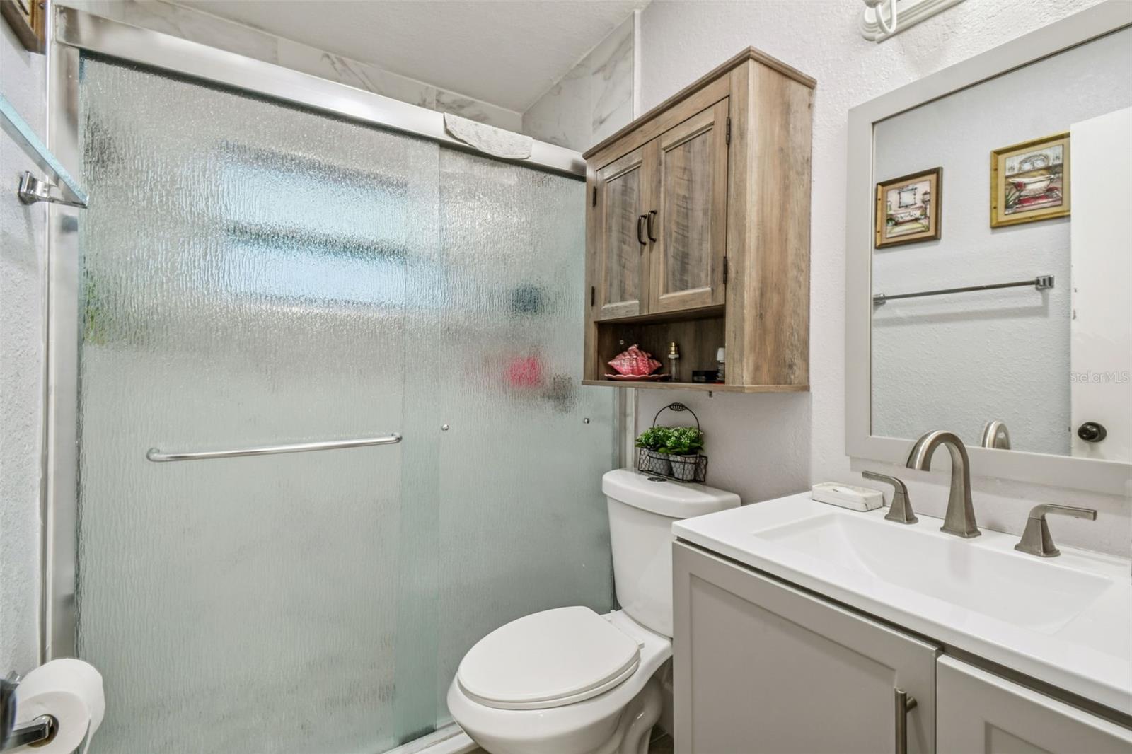 ROLLING OAKS - Residential