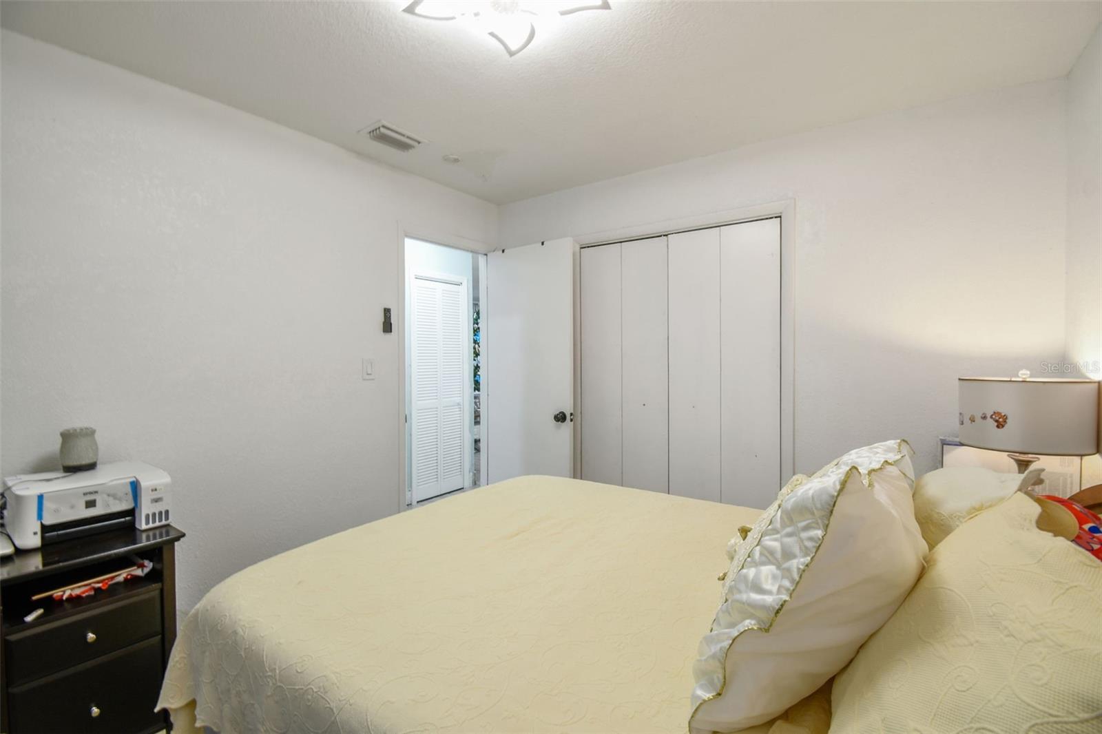 ROLLING OAKS - Residential