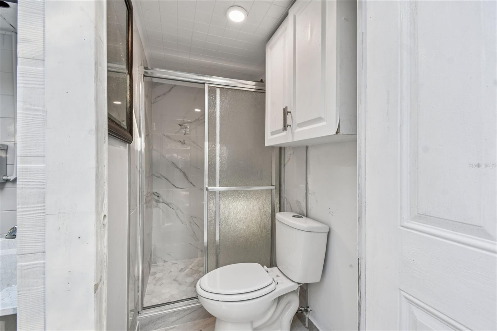 ROLLING OAKS - Residential