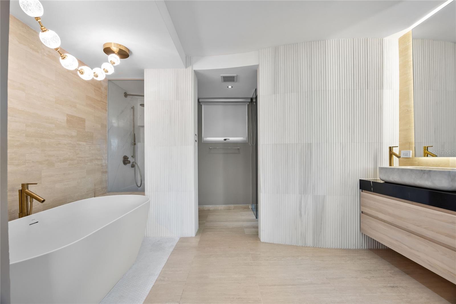 CONDOMINIO MIRSONIA - Residential