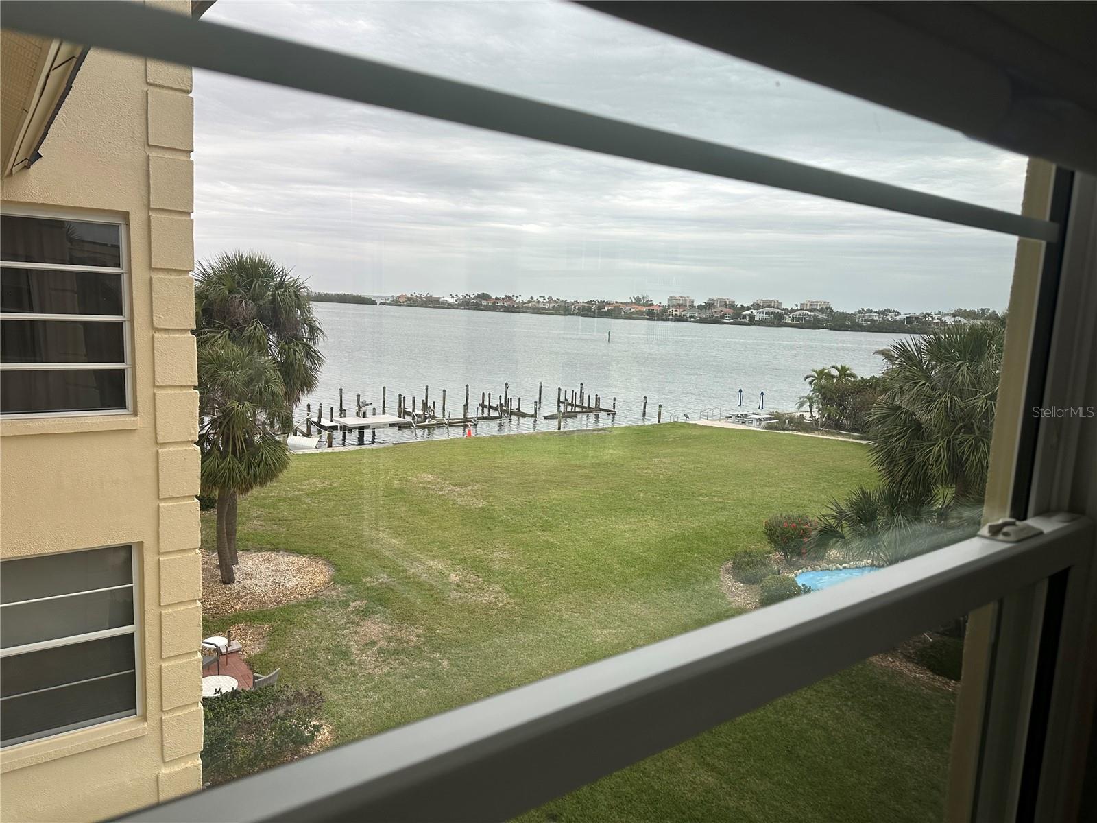 BEACH HARBOR CLUB - Residential Lease