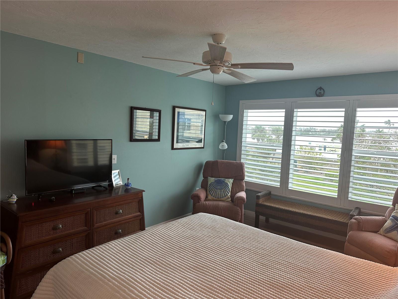 BEACH HARBOR CLUB - Residential Lease