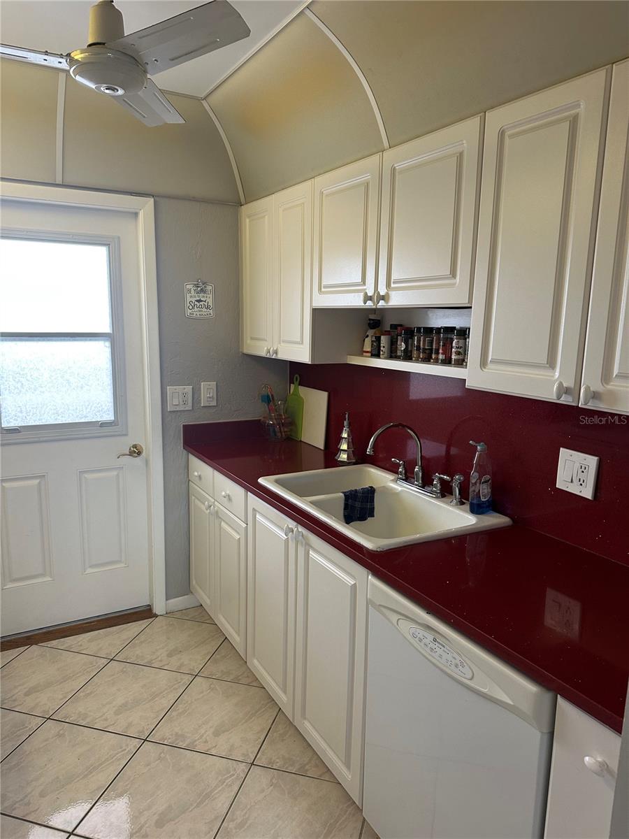 BEACH HARBOR CLUB - Residential Lease