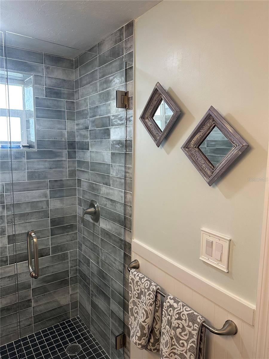 BEACH HARBOR CLUB - Residential Lease