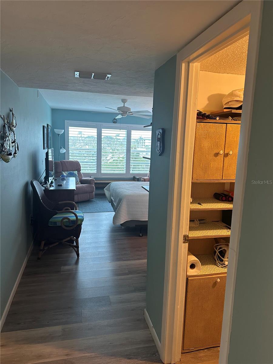 BEACH HARBOR CLUB - Residential Lease