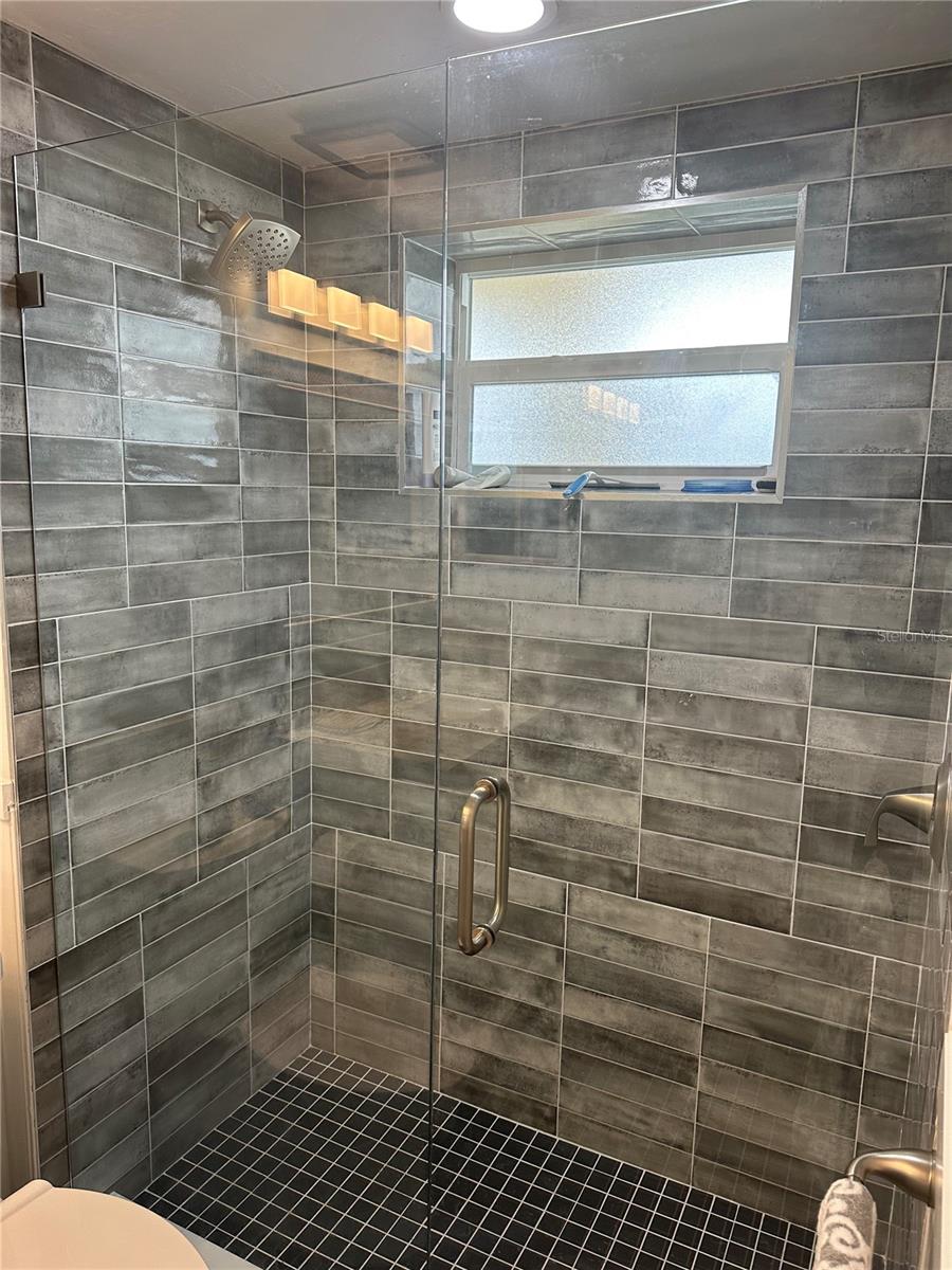 BEACH HARBOR CLUB - Residential Lease