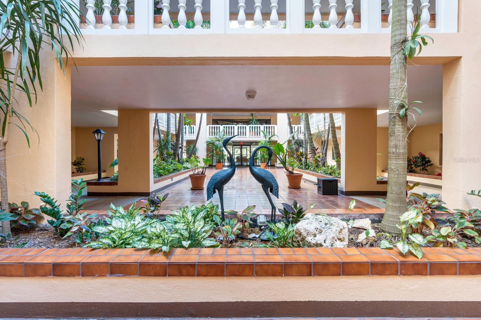 SILVER SANDS BEACH & RACQUET CLUB - Residential