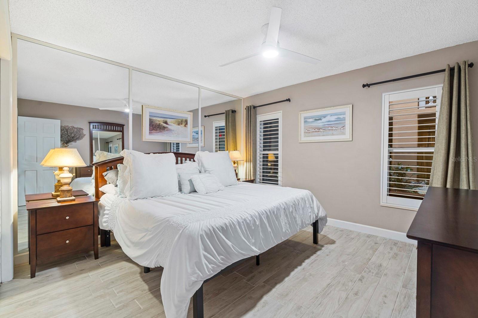 SILVER SANDS BEACH & RACQUET CLUB - Residential