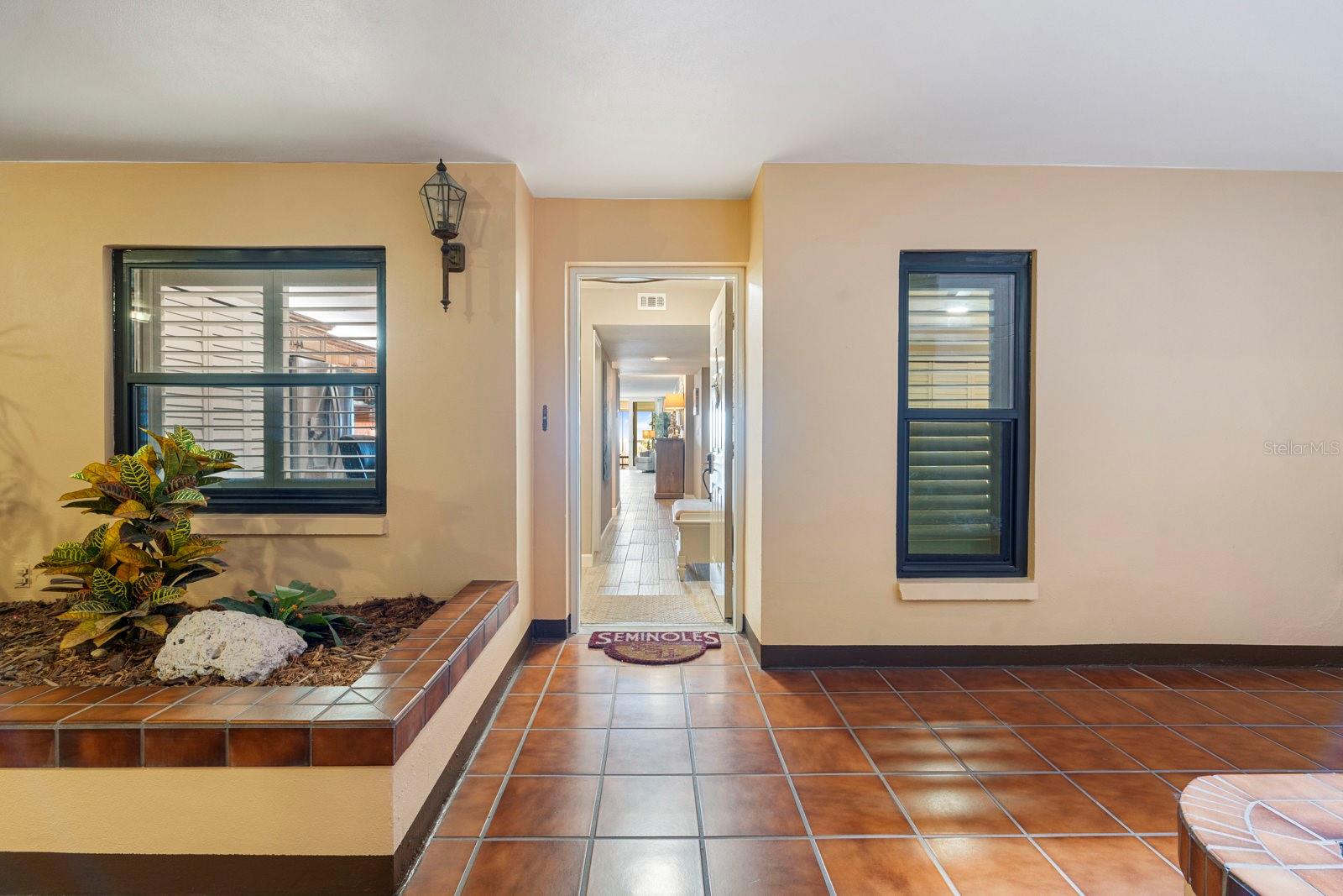 SILVER SANDS BEACH & RACQUET CLUB - Residential