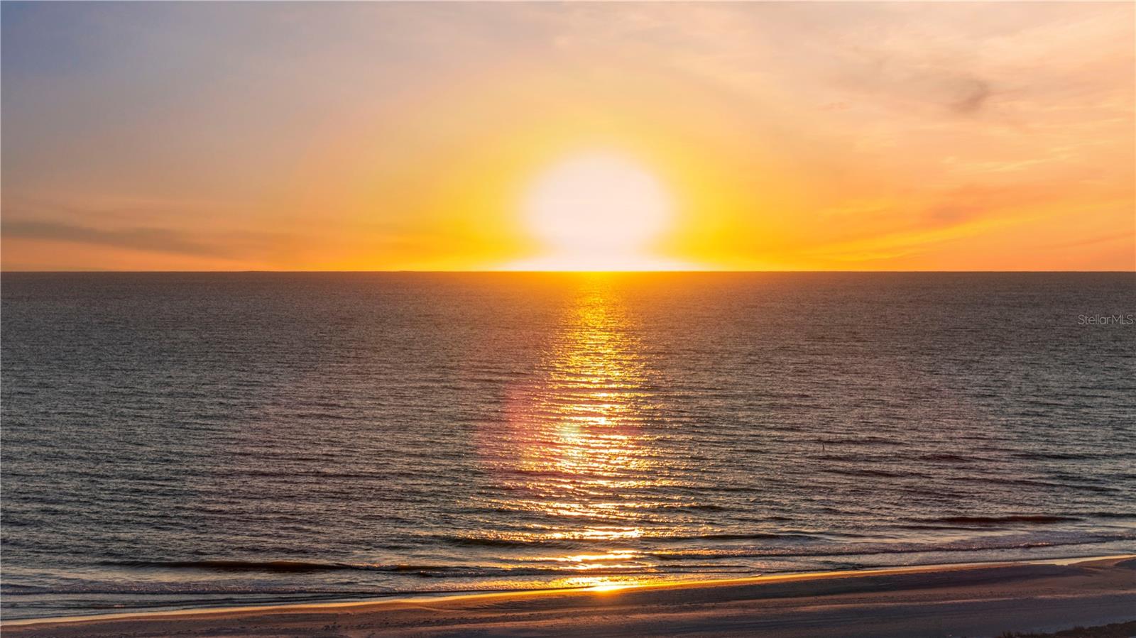 SILVER SANDS BEACH & RACQUET CLUB - Residential