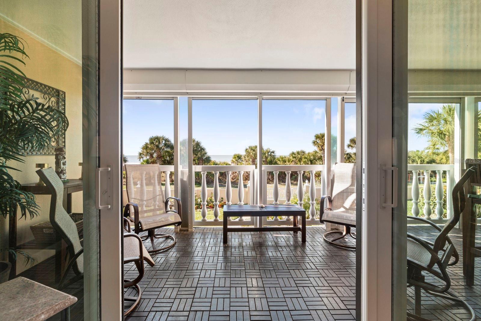 SILVER SANDS BEACH & RACQUET CLUB - Residential