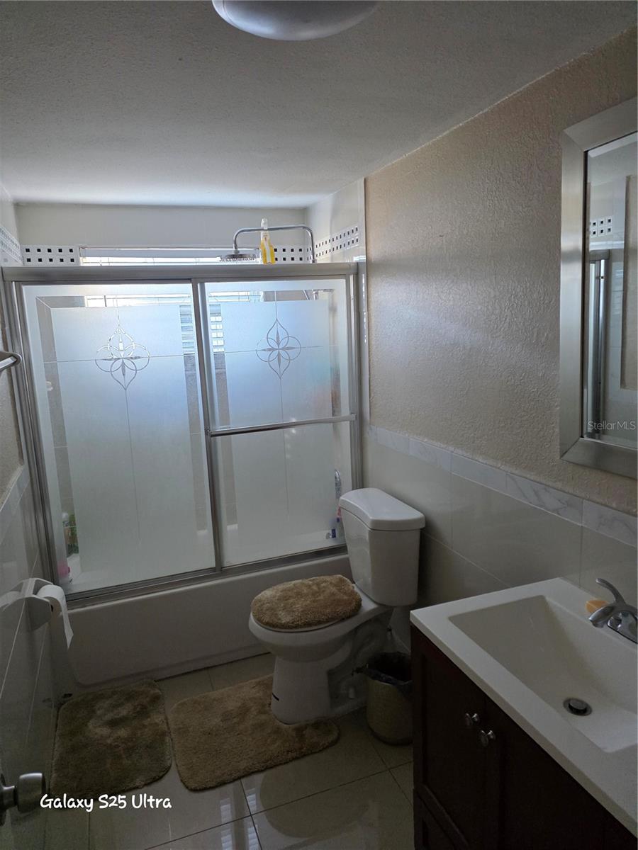 EMBASSY HILLS - Residential