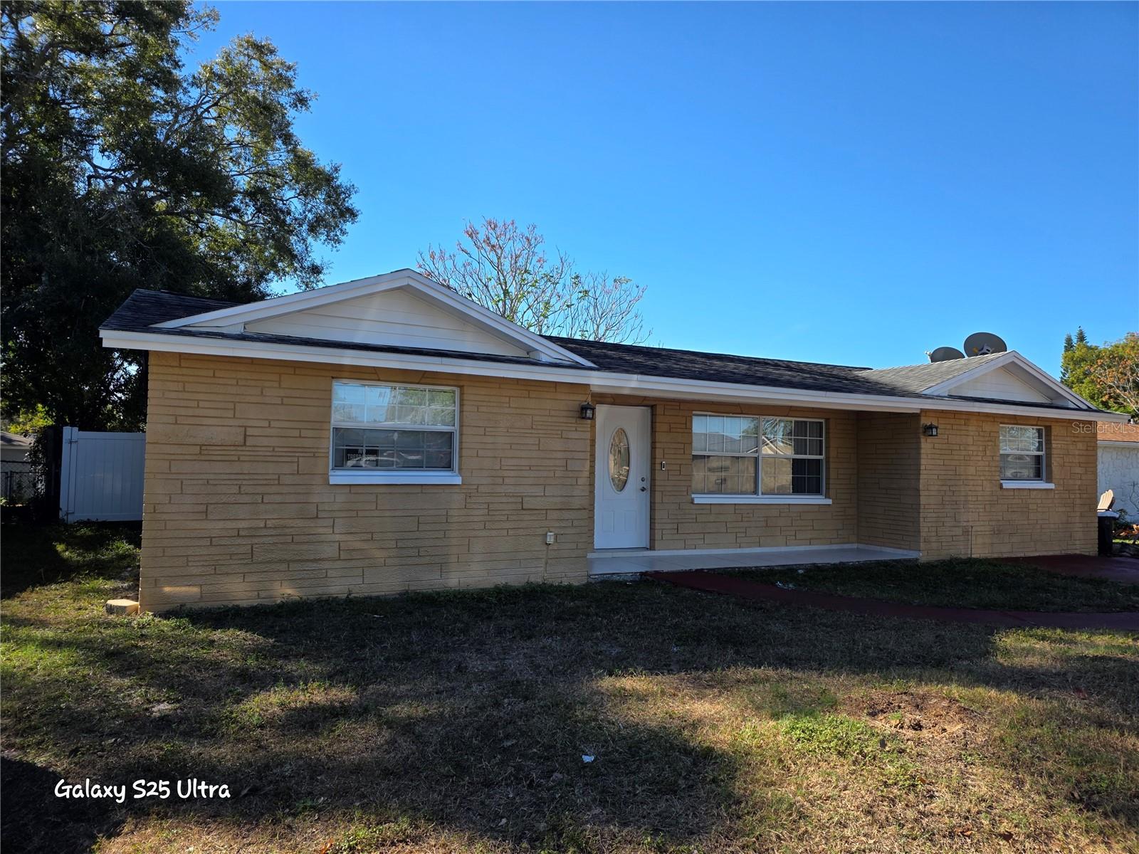 EMBASSY HILLS - Residential