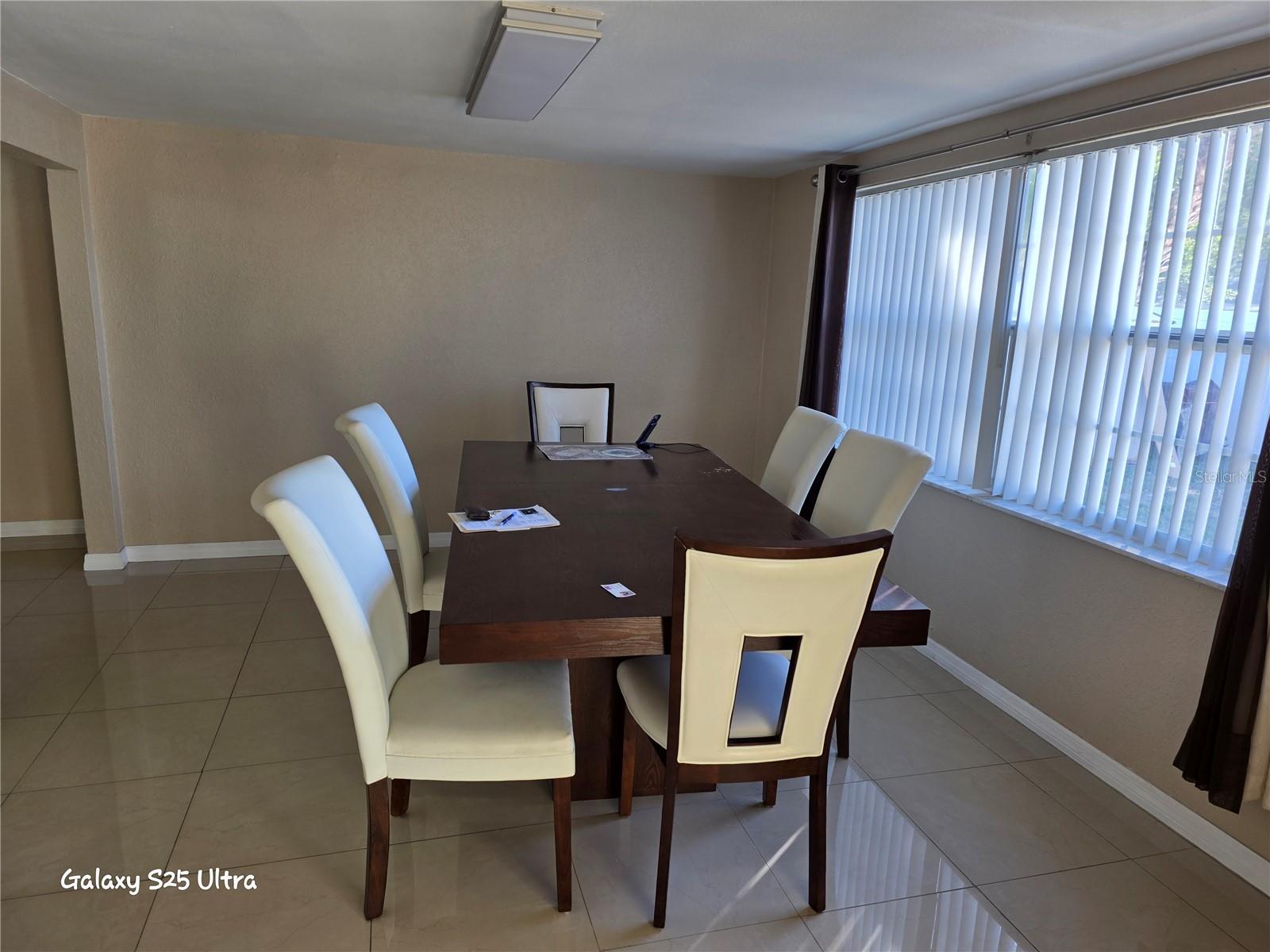 EMBASSY HILLS - Residential