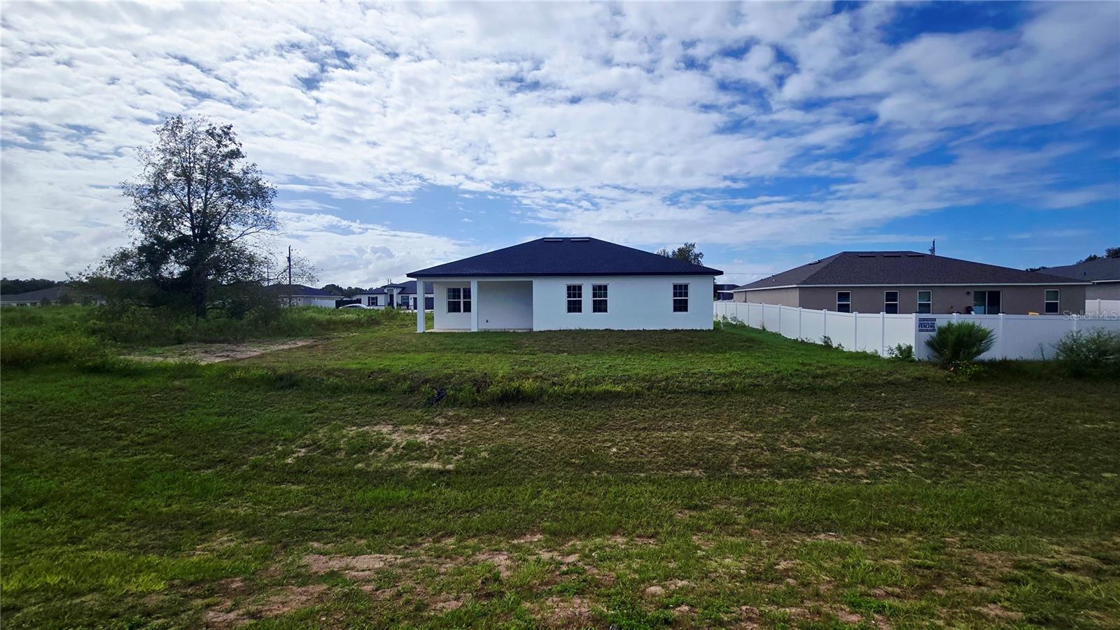 MARION OAKS UN 01 - Residential