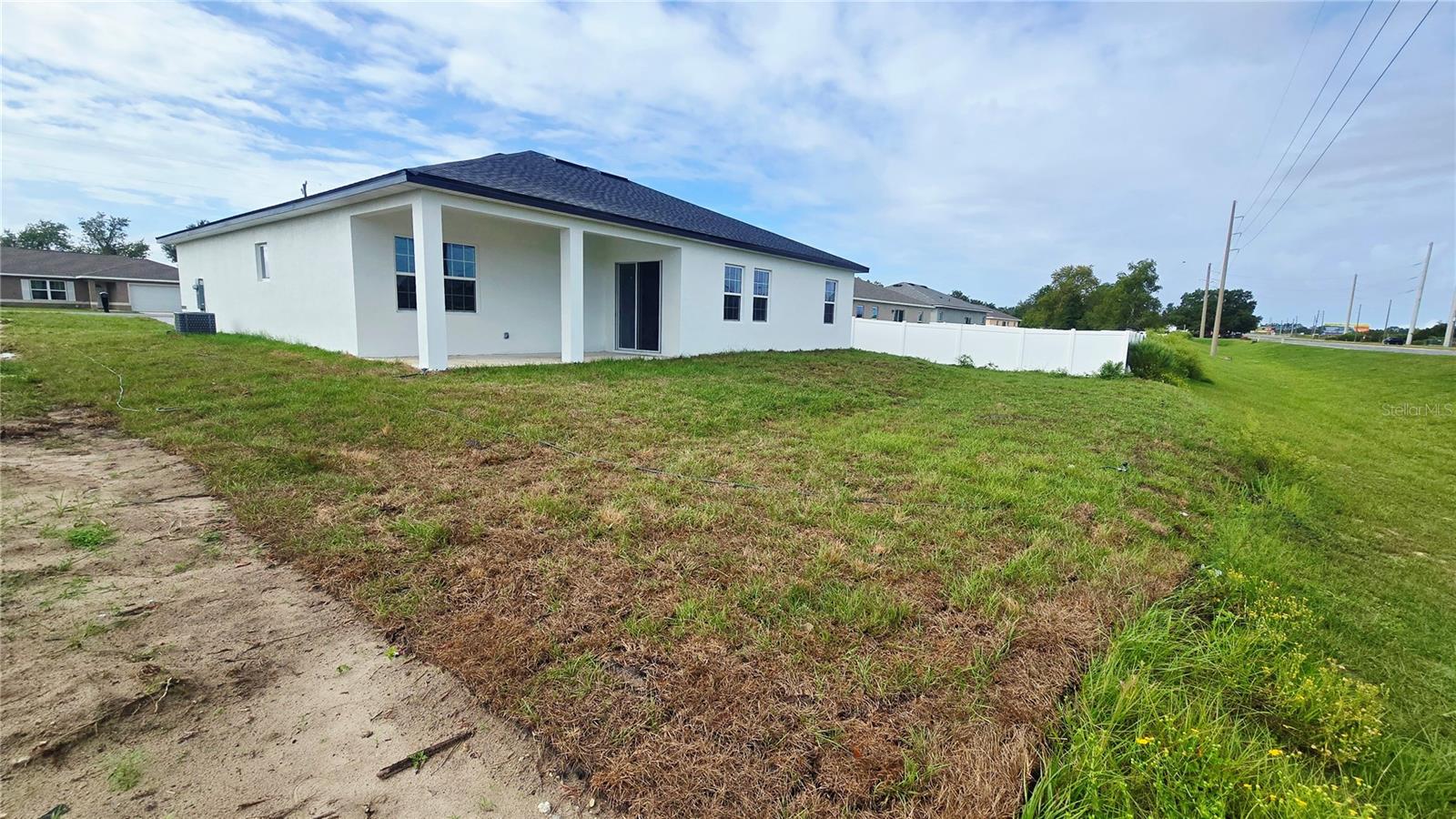 MARION OAKS UN 01 - Residential