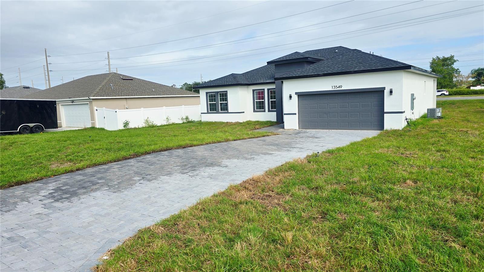 MARION OAKS UN 01 - Residential