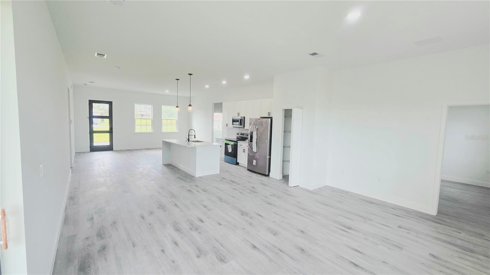 MARION OAKS UN 01 - Residential