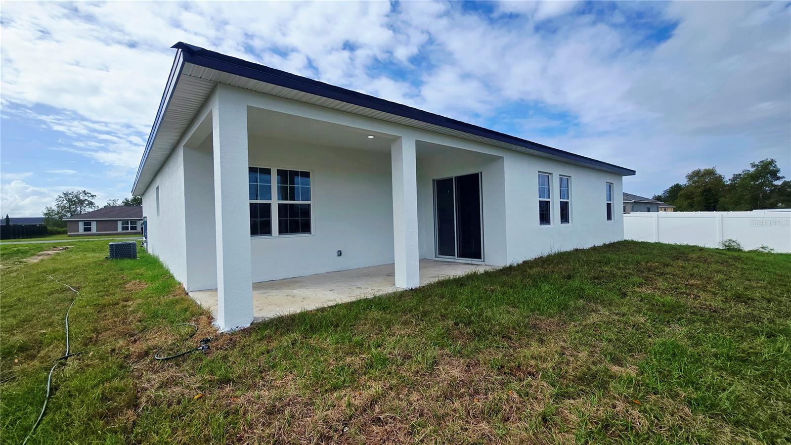 MARION OAKS UN 01 - Residential