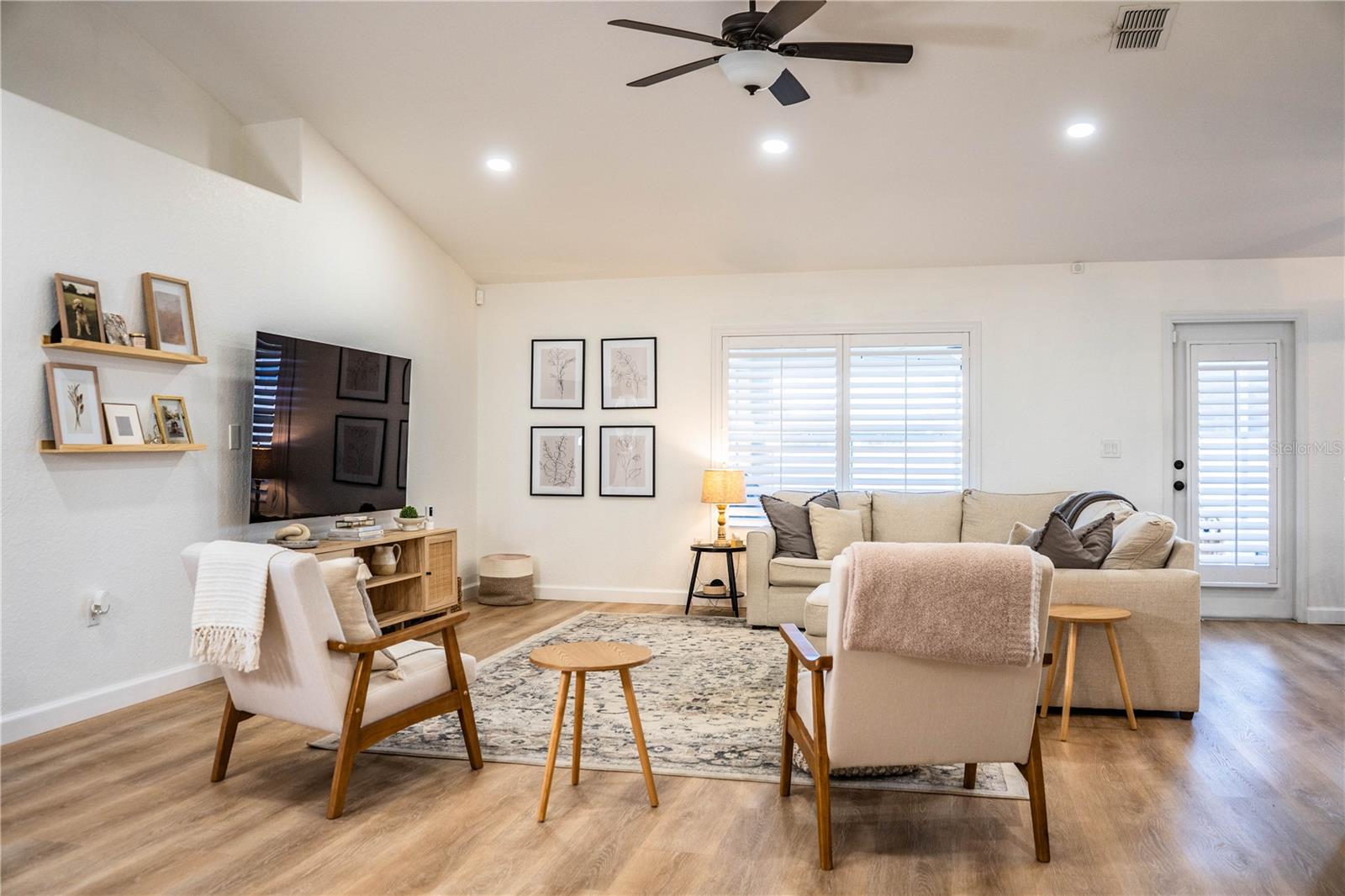 HIGHLANDS CREEK - Residential