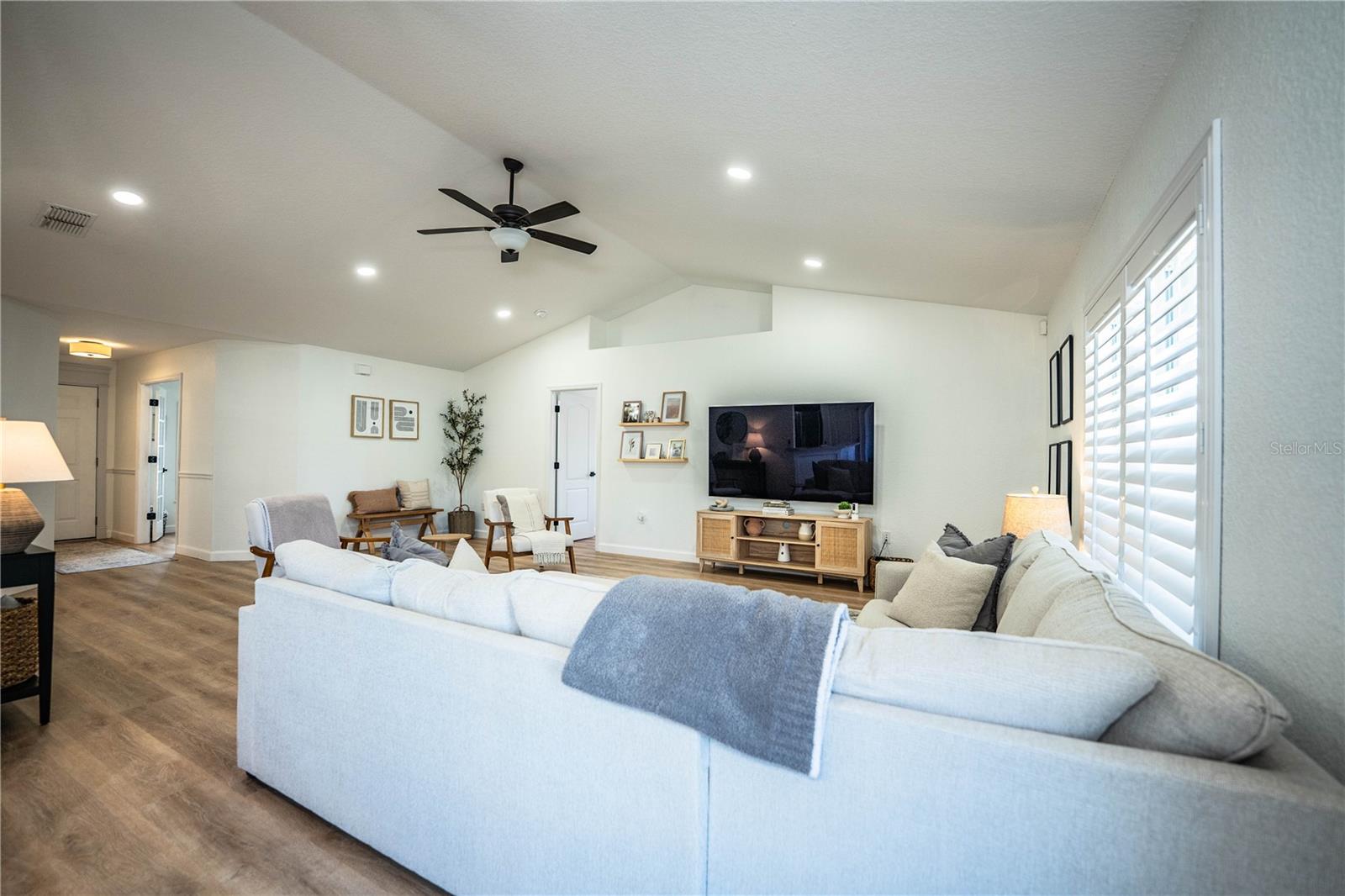 HIGHLANDS CREEK - Residential