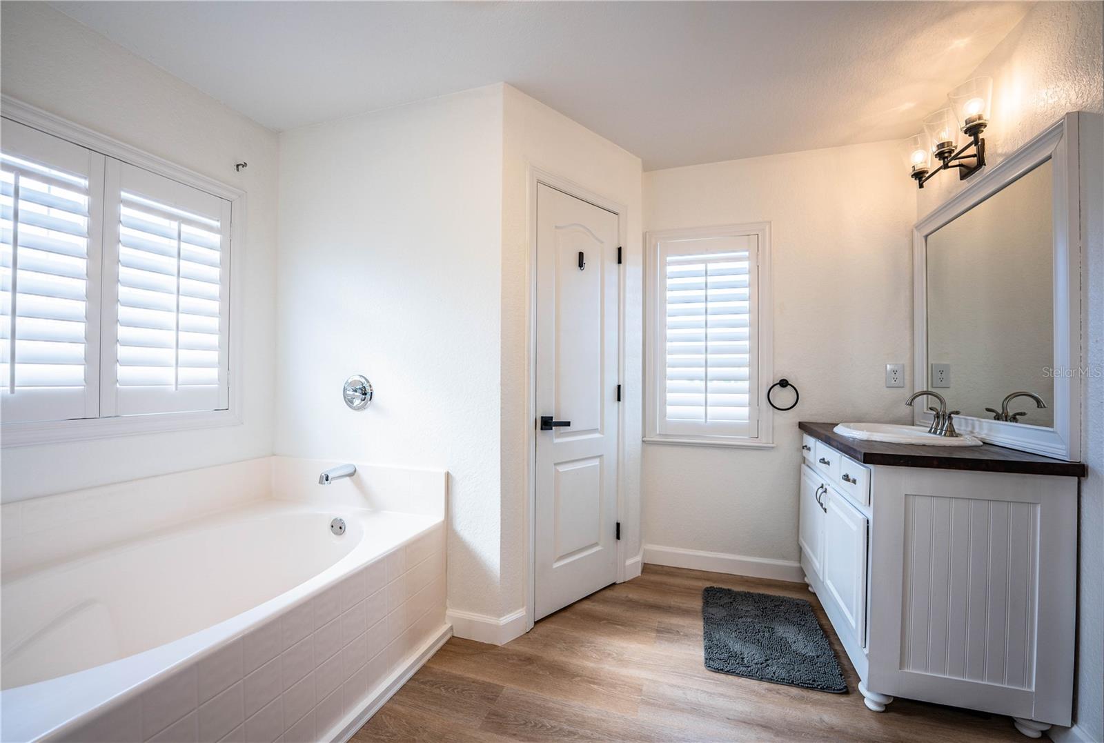 HIGHLANDS CREEK - Residential