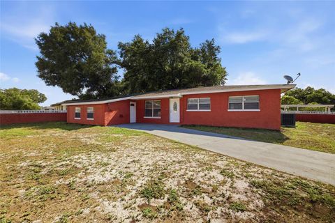 Photo of 7102 Dellwood Drive, Tampa, FL 33619 (MLS # TB8512364)