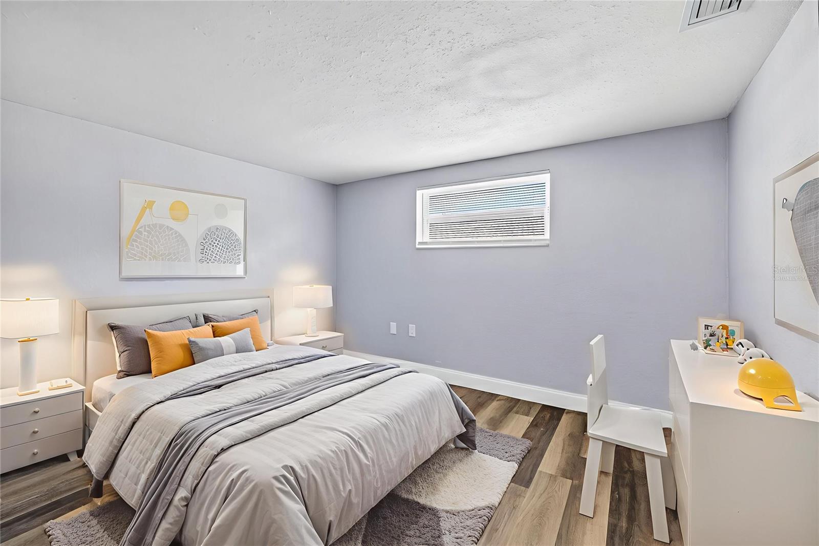 COLONIAL HILLS - Residential