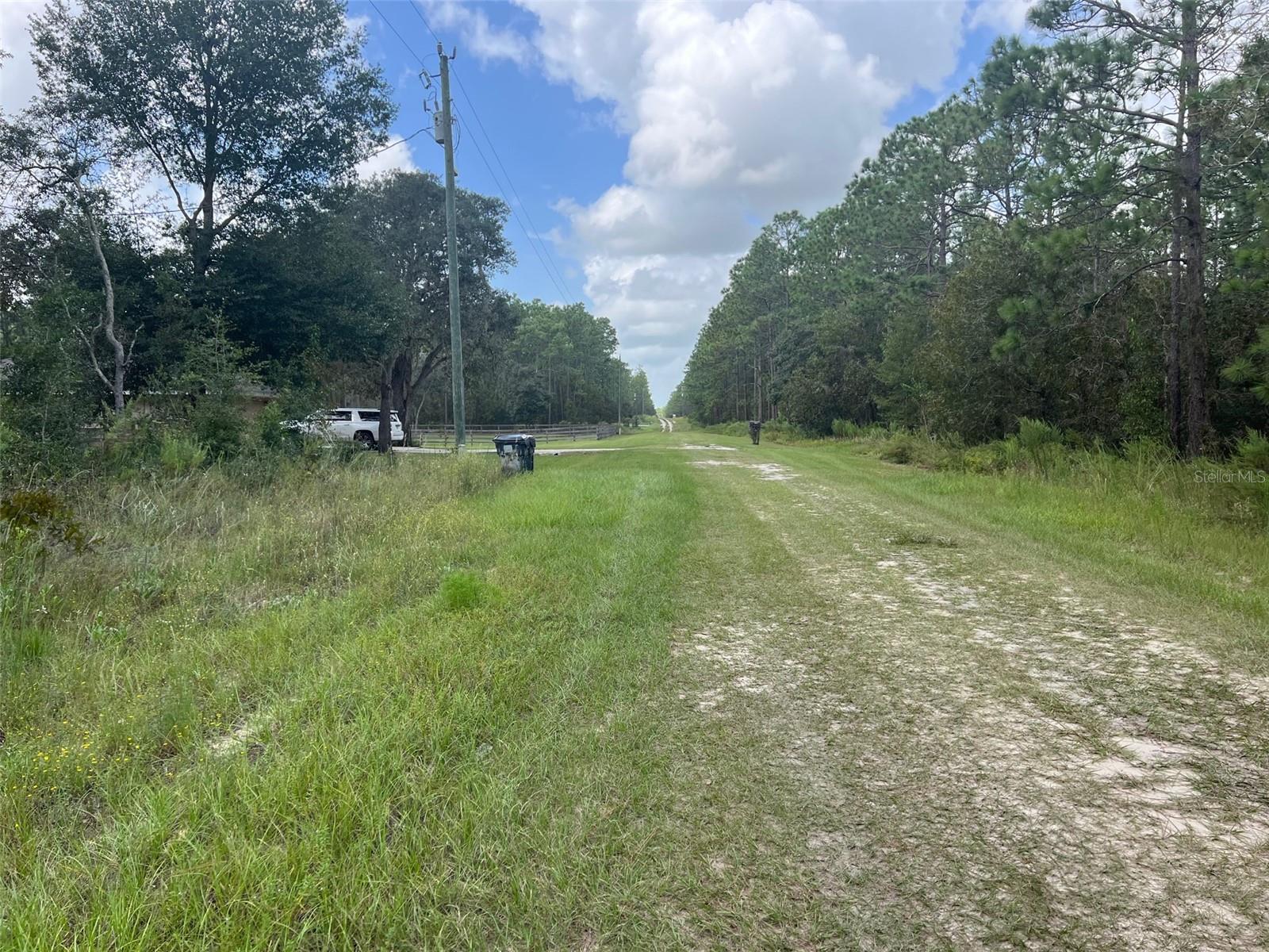 ROLLING HILLS UN 02 - Land