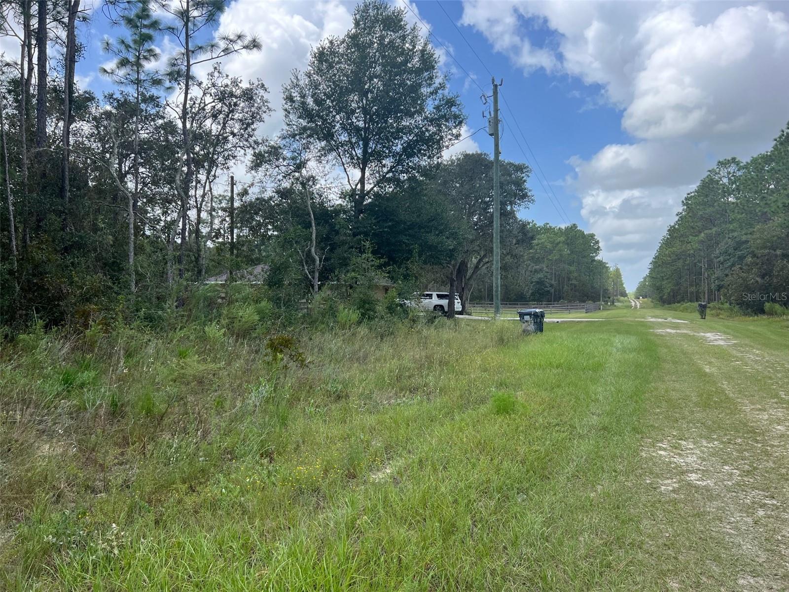 ROLLING HILLS UN 02 - Land