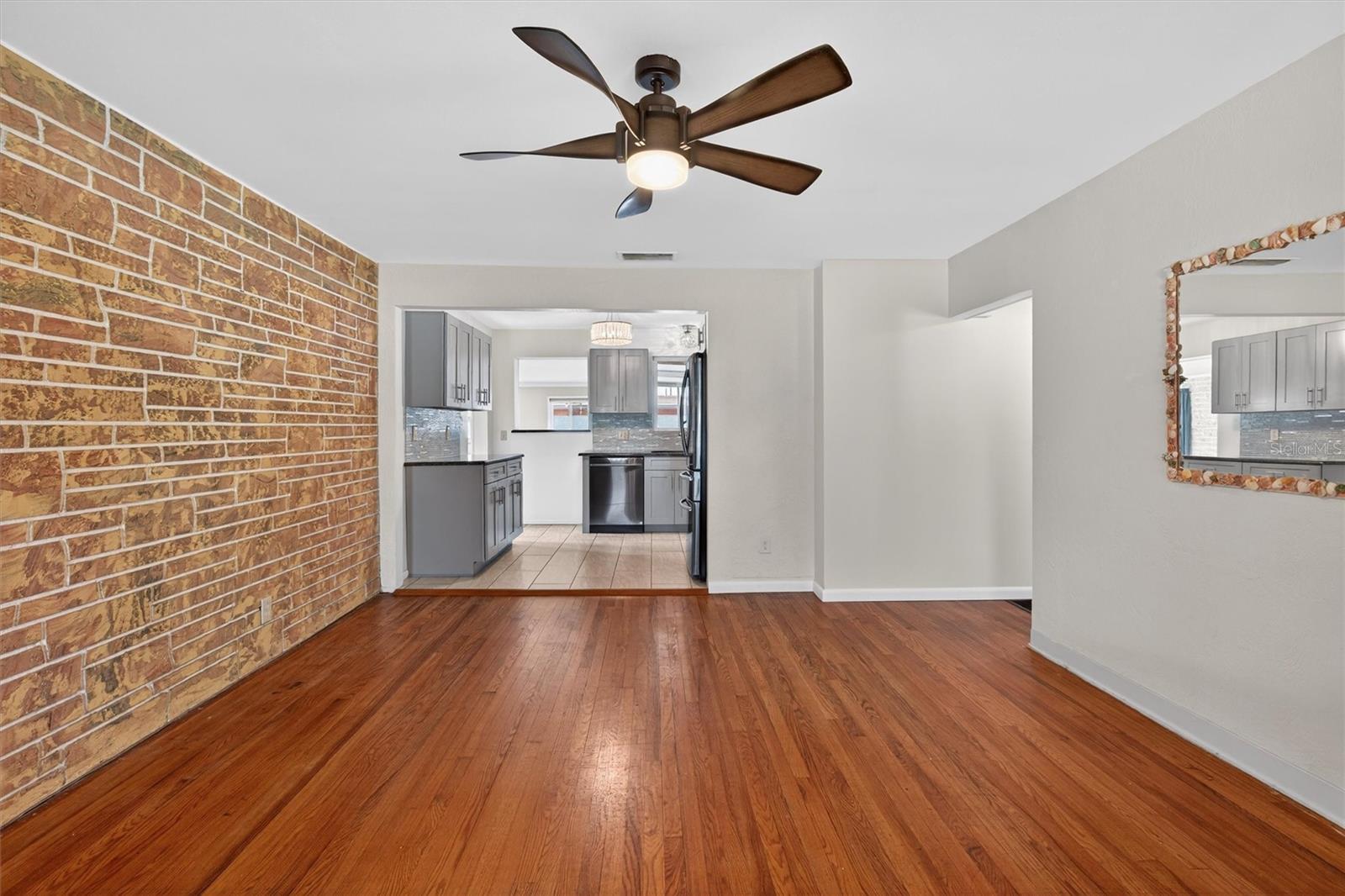 SEABREEZE PARK - Residential