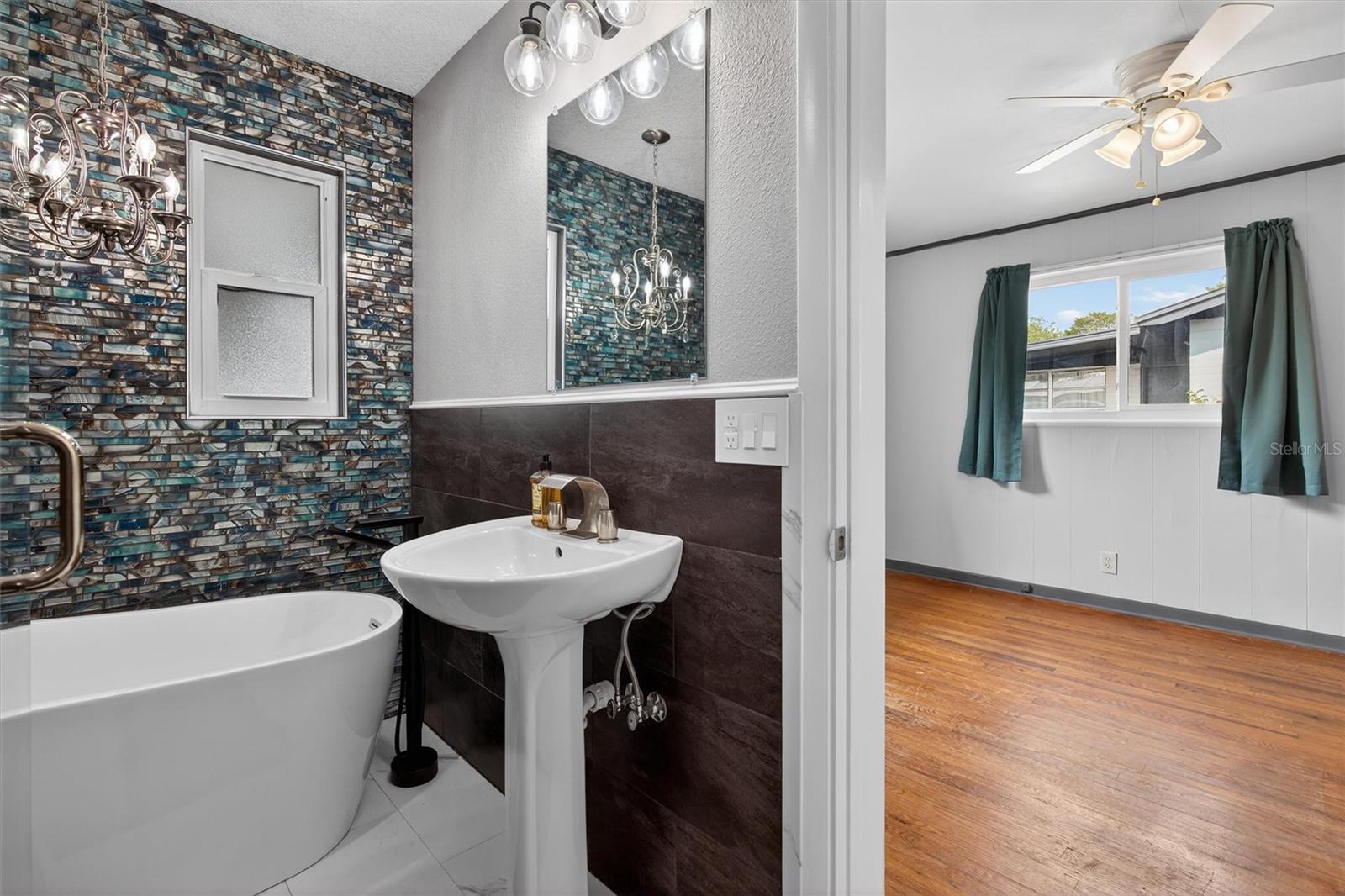 SEABREEZE PARK - Residential