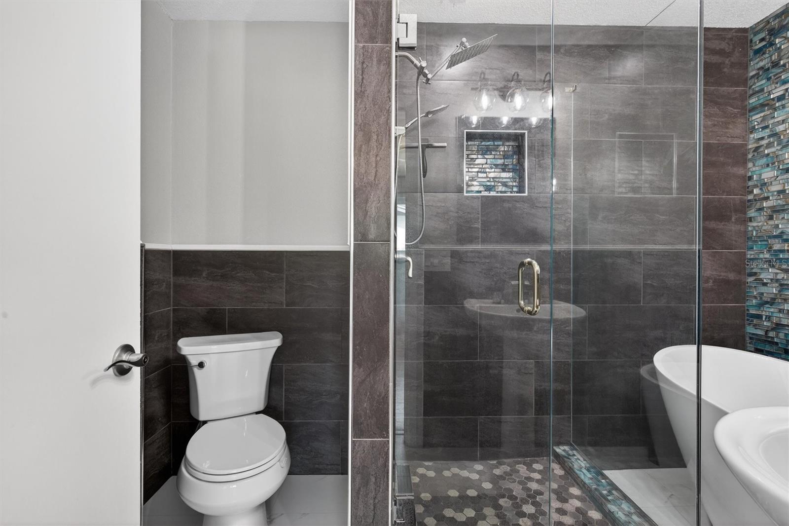 SEABREEZE PARK - Residential