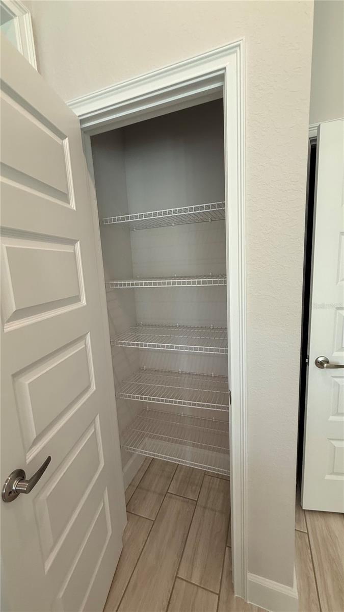 2624 AVERLAND LOOP