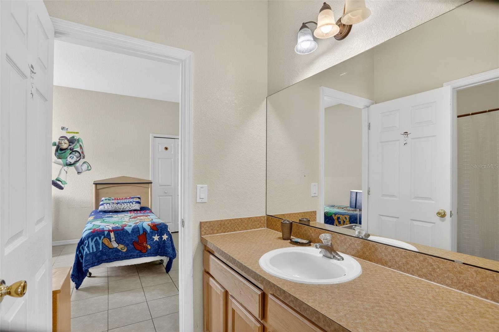 HIGH GROVE UNIT 2 - Residential