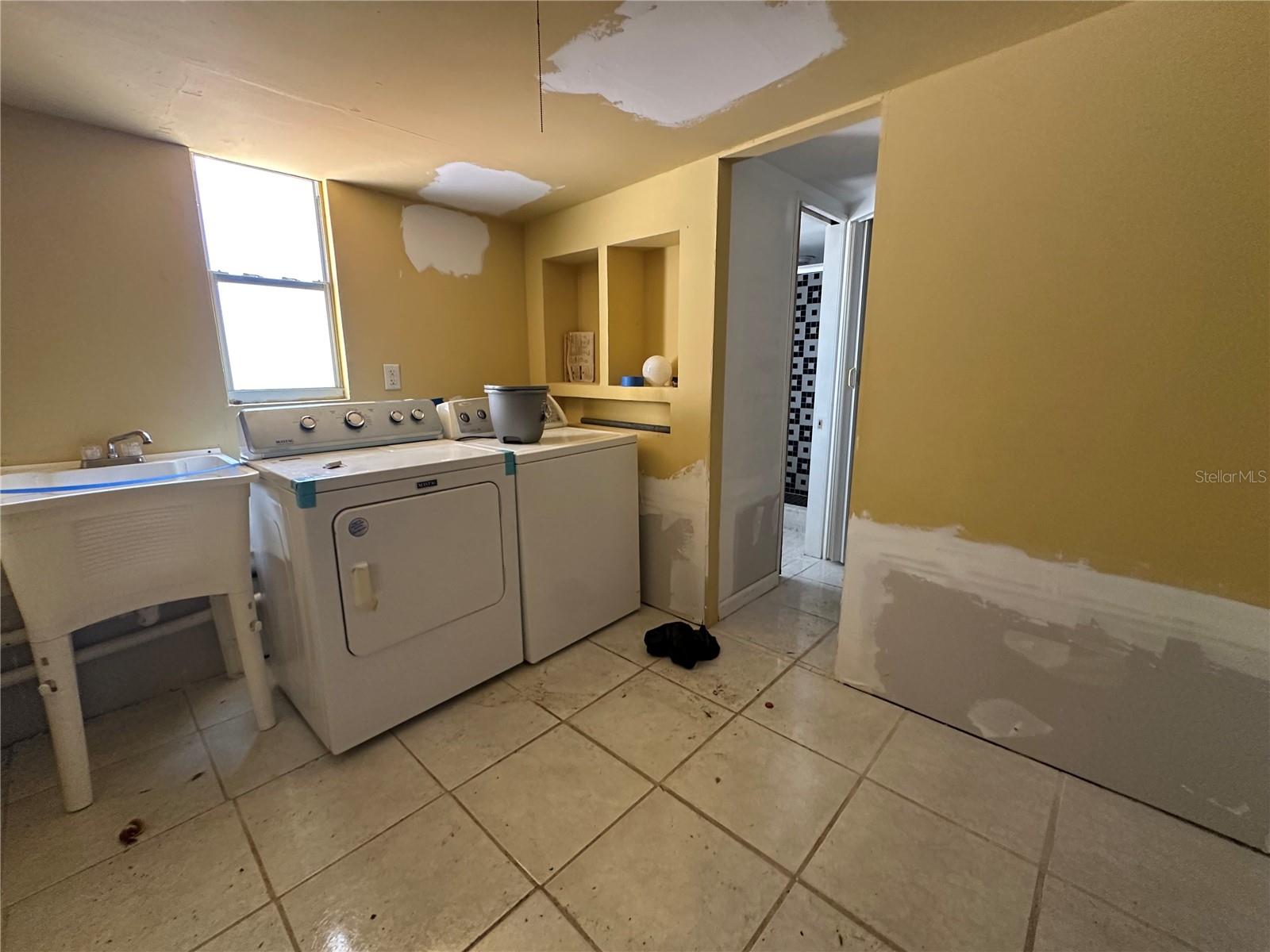 WINIFRED HIGHLANDS - Residential Income