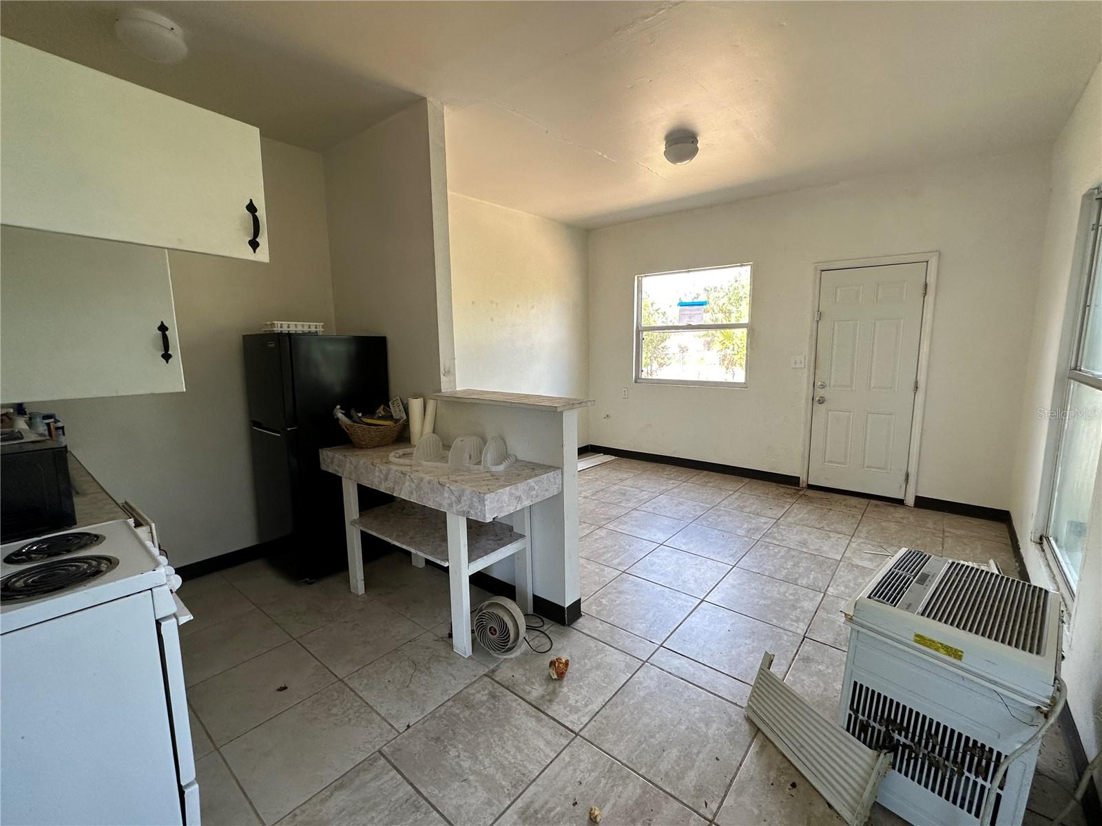 WINIFRED HIGHLANDS - Residential Income