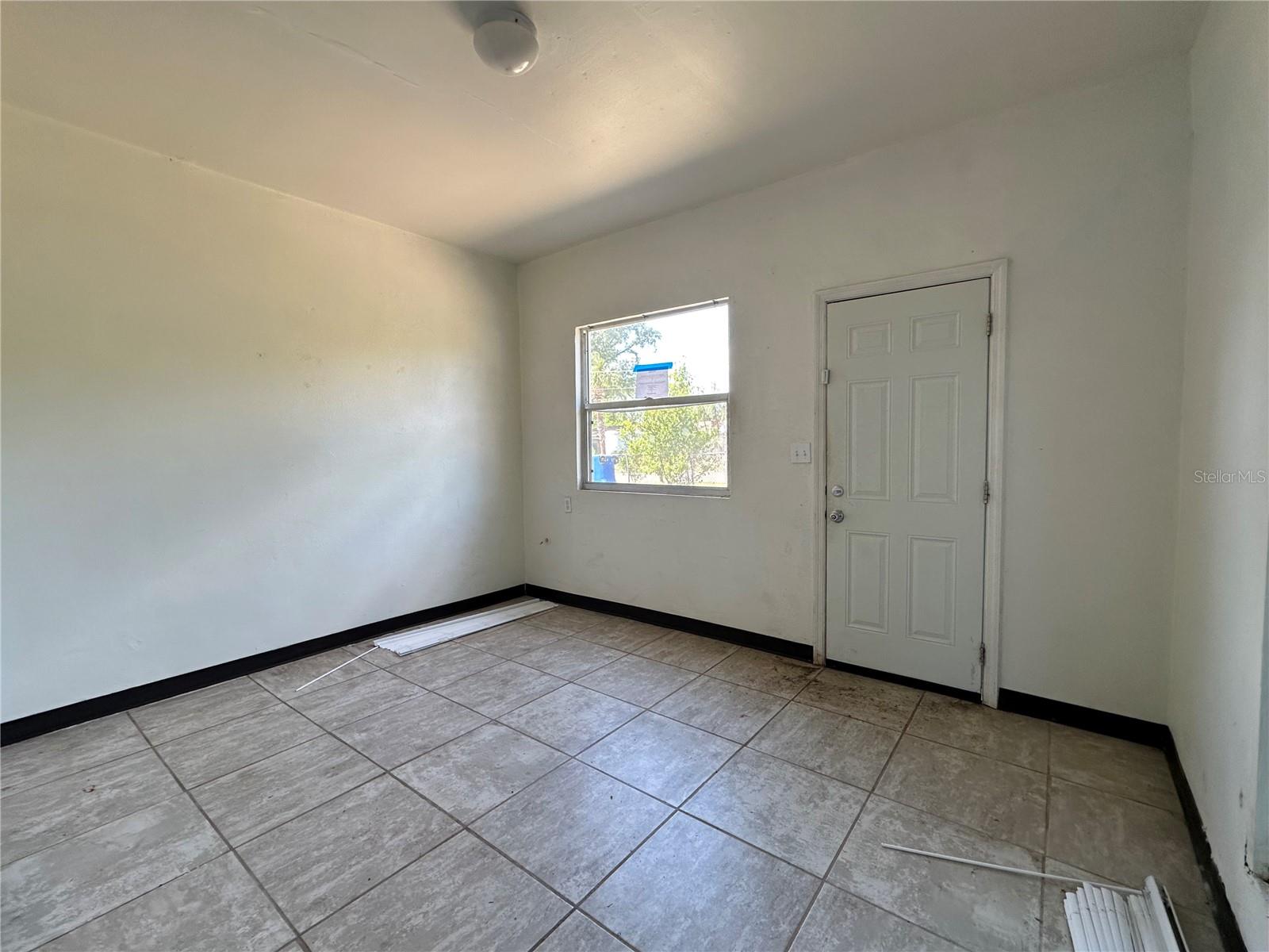 WINIFRED HIGHLANDS - Residential Income
