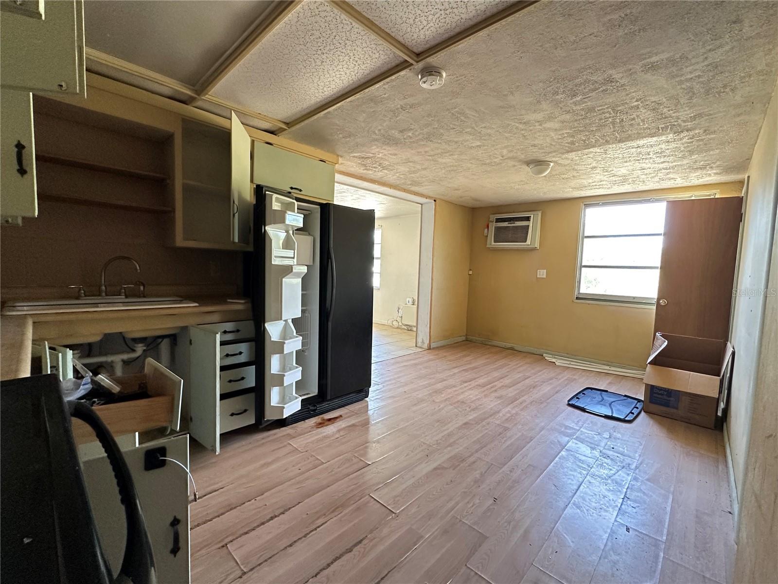 WINIFRED HIGHLANDS - Residential Income