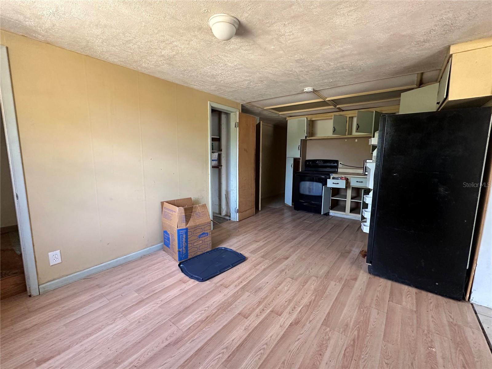 WINIFRED HIGHLANDS - Residential Income