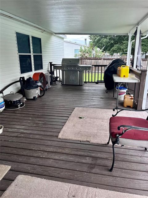 A home in ZEPHYRHILLS