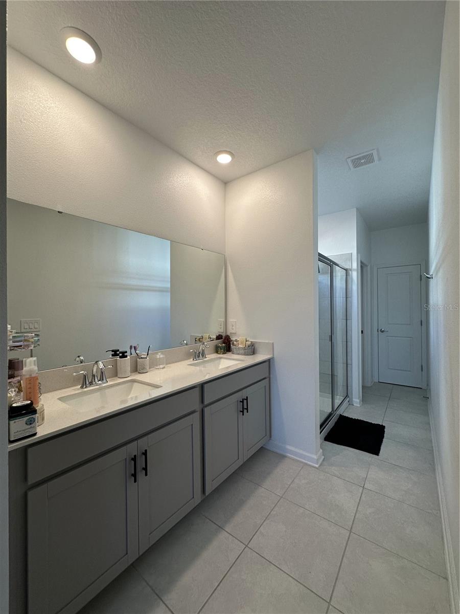 PINE GLEN PH 4 - Residential Lease