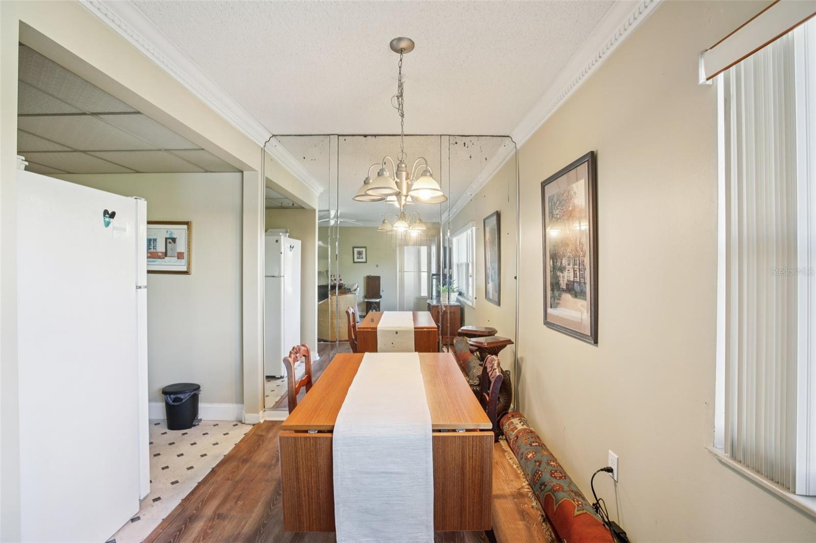 COVINGTON COURT MONTICELLO CONDO - Residential