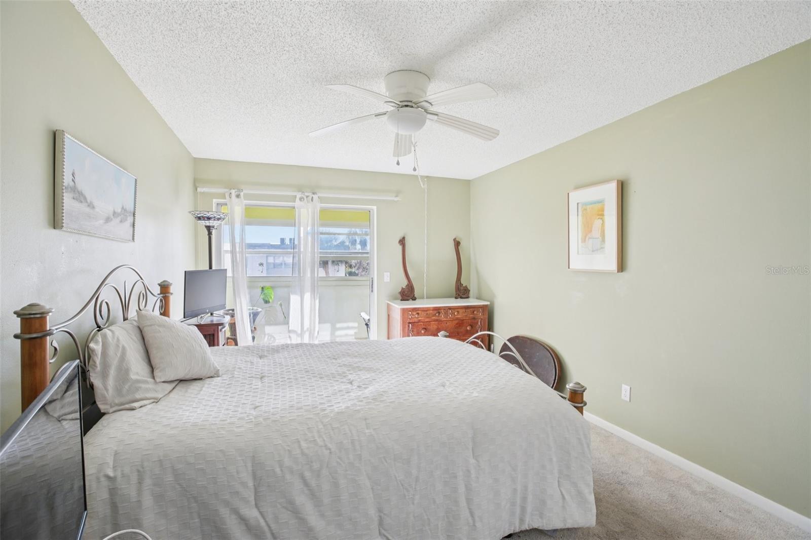 COVINGTON COURT MONTICELLO CONDO - Residential