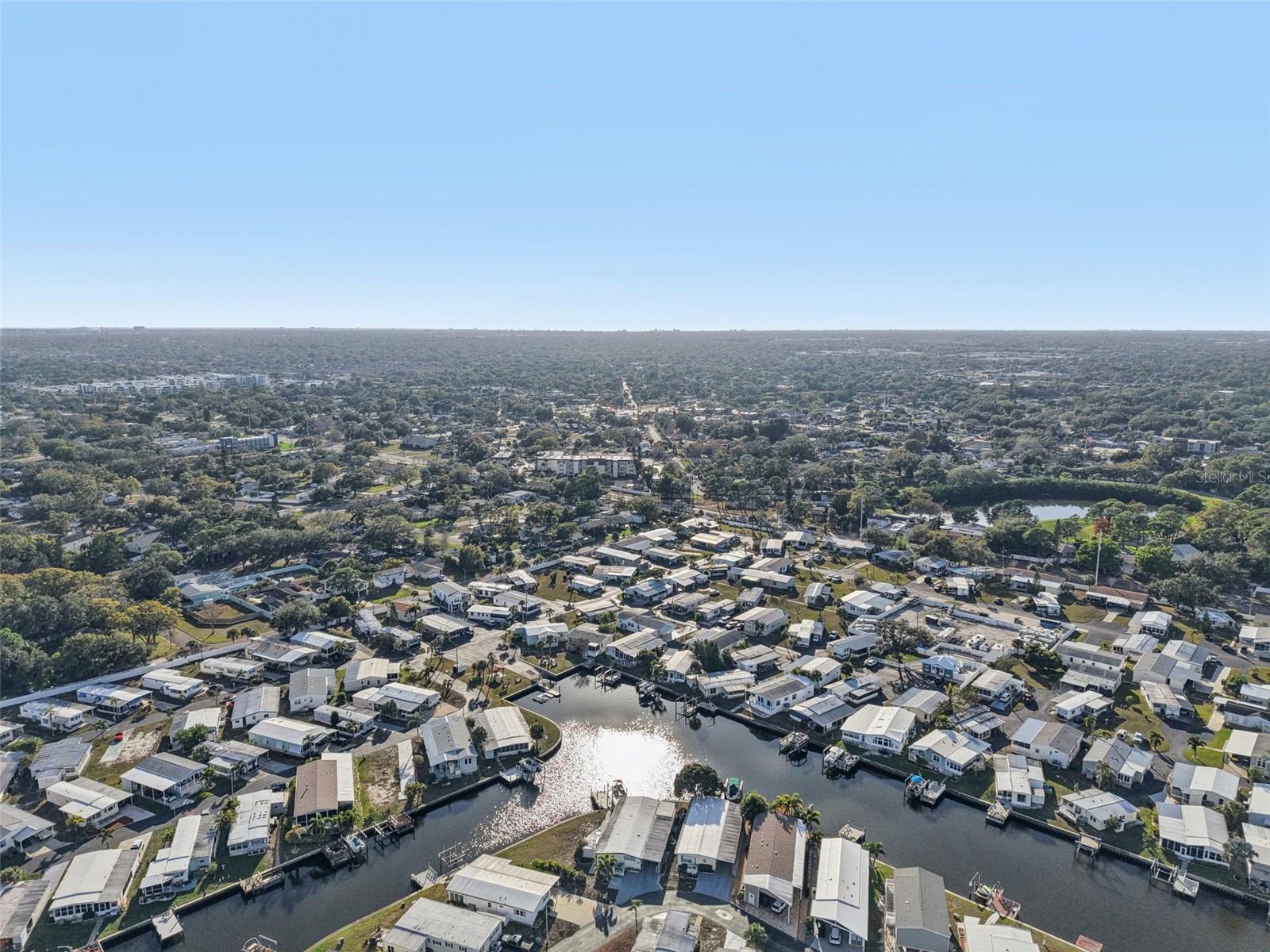 COVINGTON COURT MONTICELLO CONDO - Residential